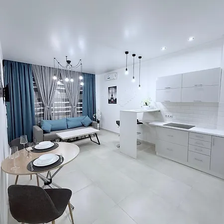 Apartment 499